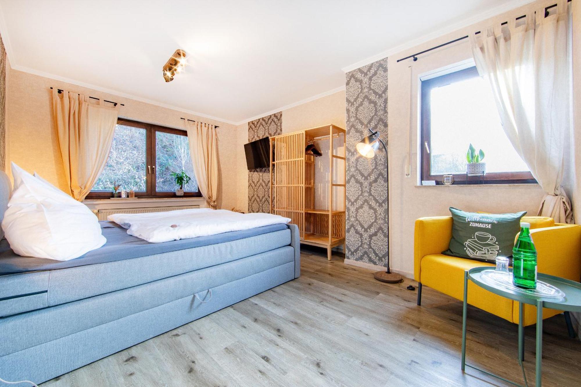 Landgasthaus Zum Kreuzberg Schonbach  Экстерьер фото